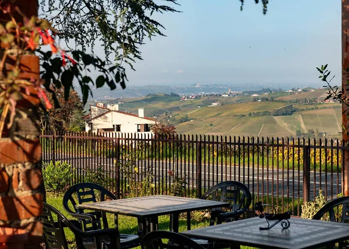 Casa Rubbo - In Collina 'monviso' * Alba (Piedmont)